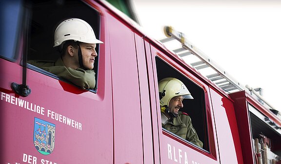 pressegespräch_29_7_21_feuerwehr.jpg  