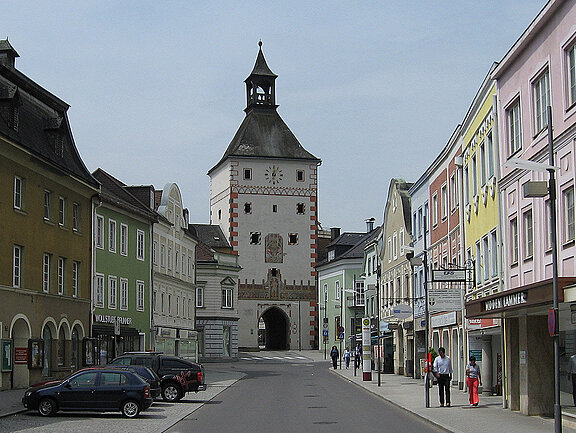 Vöcklabruck_horizontal-for-infobox.jpg  